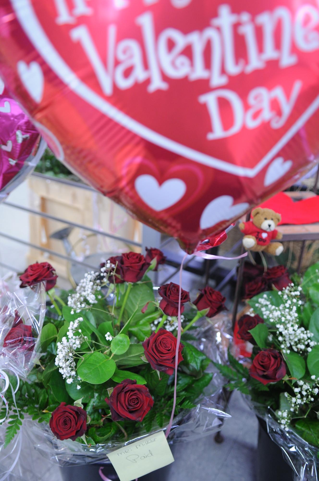 3M 001 - 120 Valentine's Day Friendship Quotes